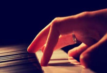 World Economy in 2026: Resilience, Transition, or Disruption? (Reddit Explodes)